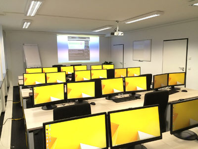 在线短信轰炸网页版